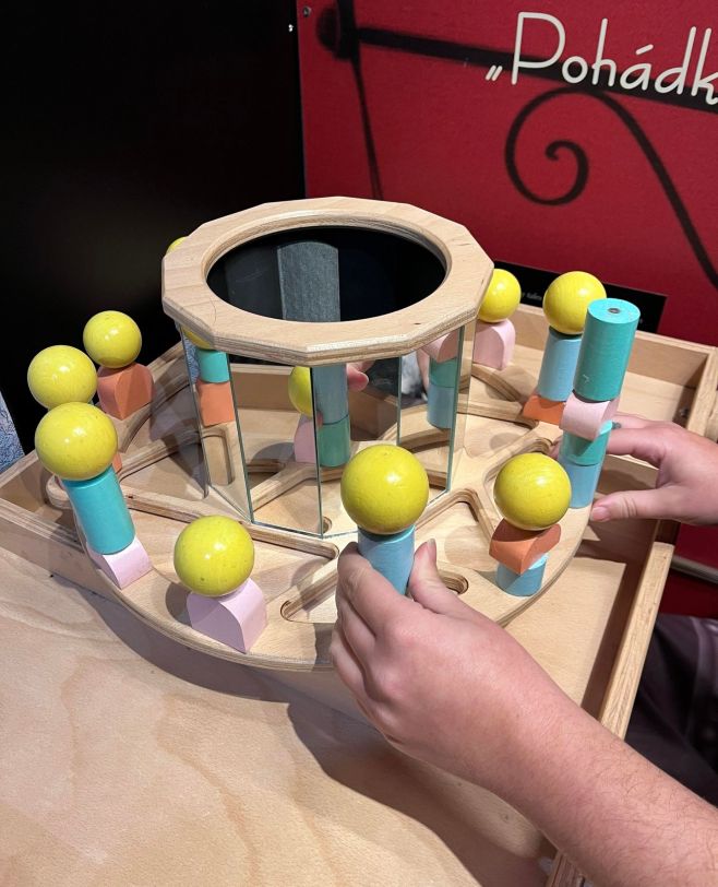 Věděli jste, že se o filmu mohou vzdělávat děti už od malinka? 👧🧒⁠ ⁠ Abychom přiblížili filmové techniky i těm nejmenším,...